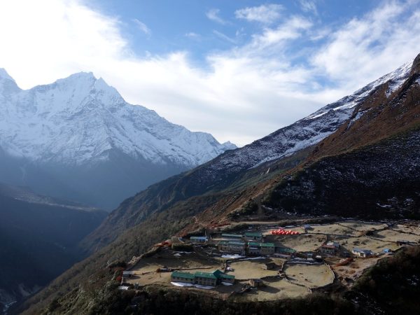 Gokyo Valley Trek Package